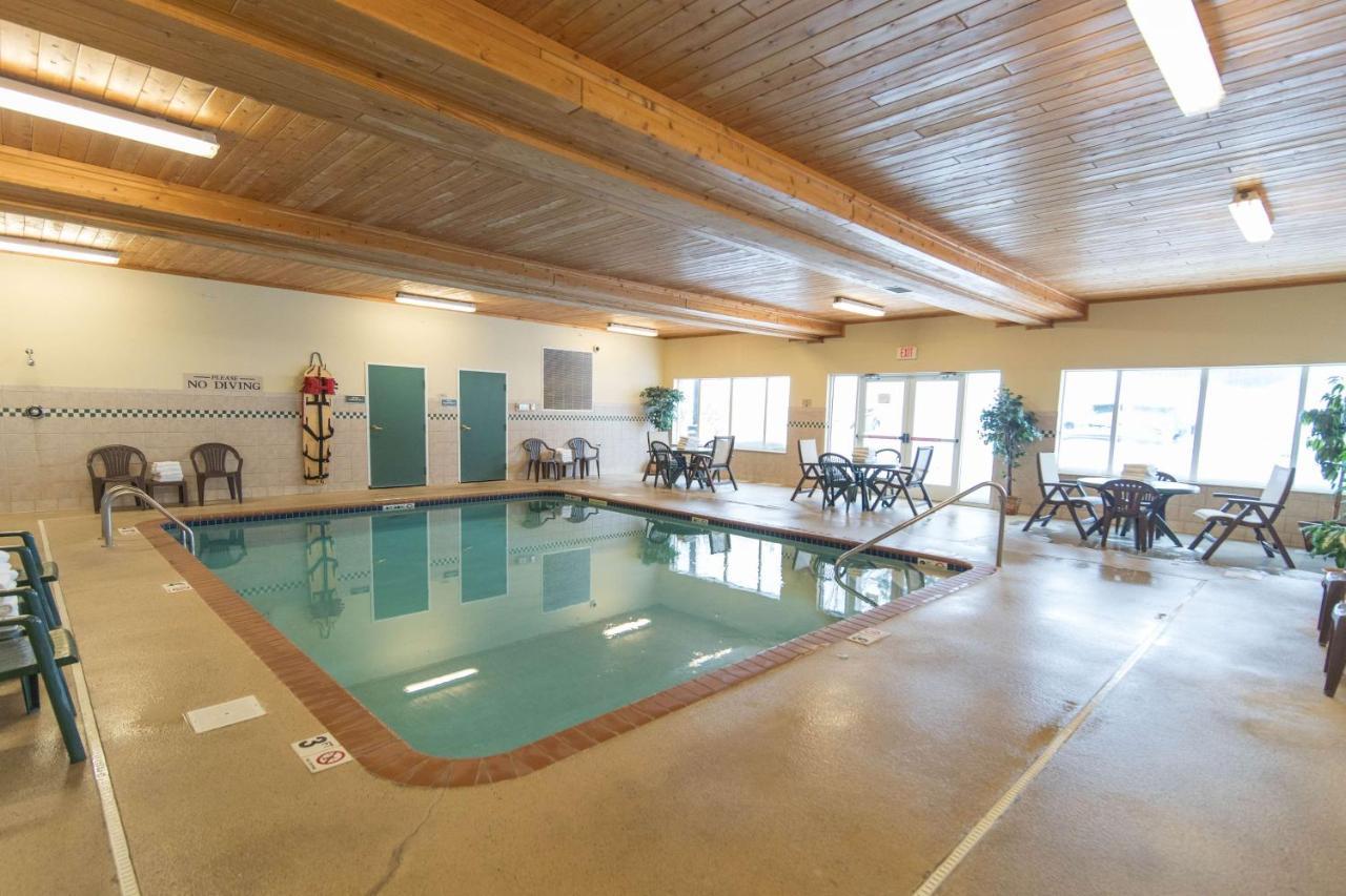 Holiday Inn Express & Suites Marquette By Ihg Екстер'єр фото