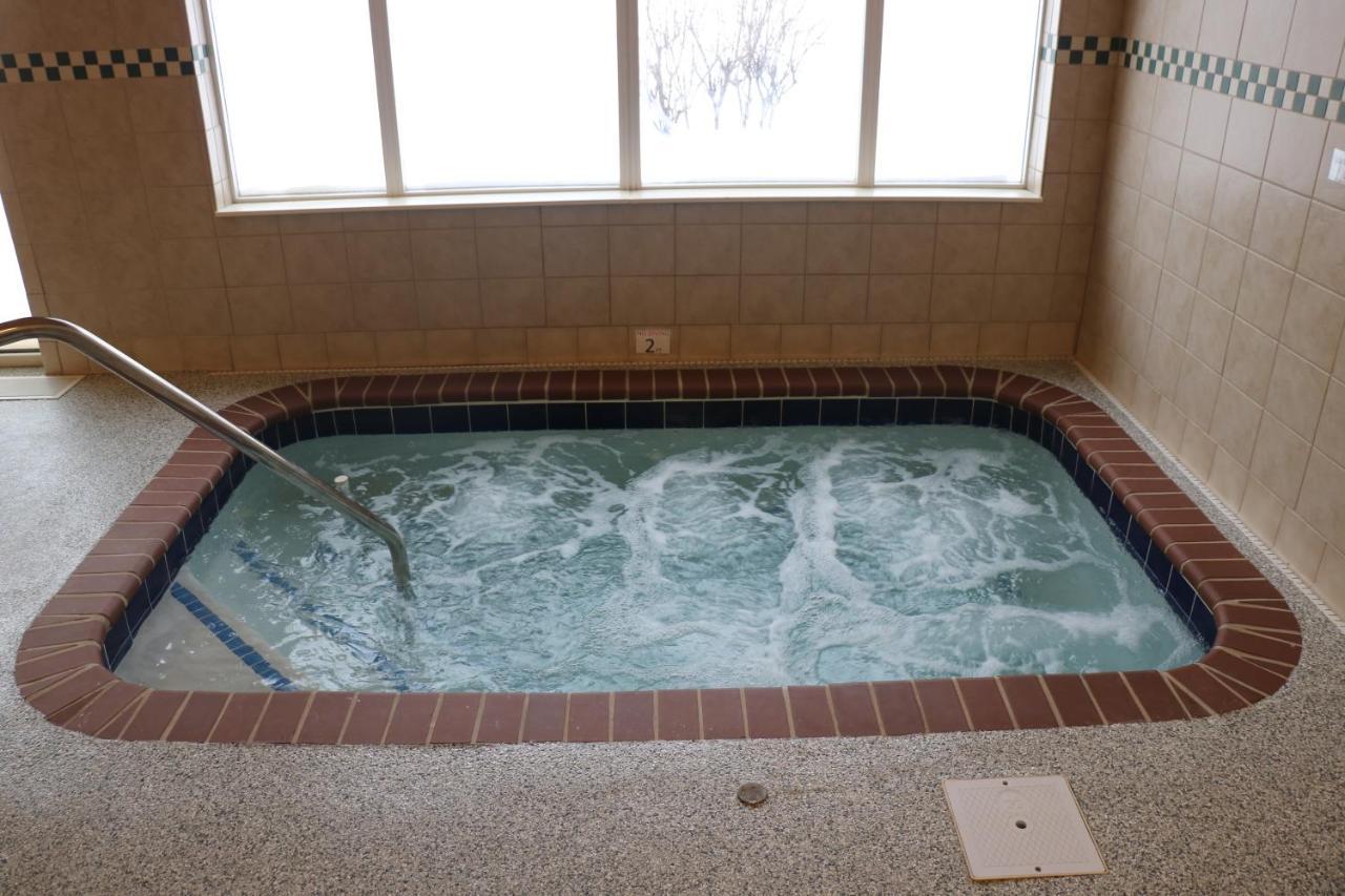 Holiday Inn Express & Suites Marquette By Ihg Екстер'єр фото