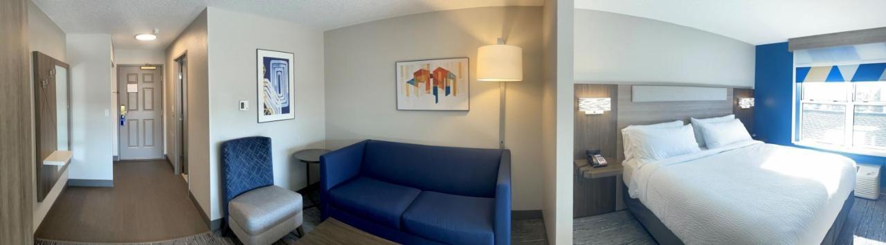 Holiday Inn Express & Suites Marquette By Ihg Екстер'єр фото