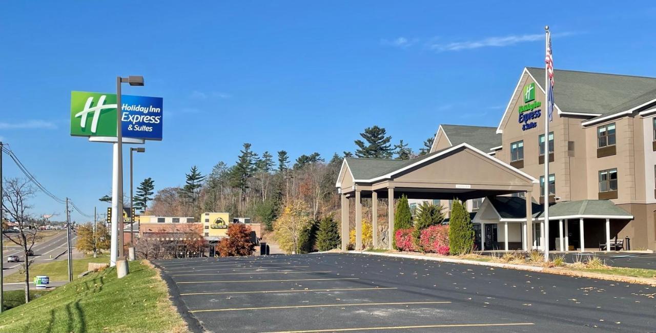 Holiday Inn Express & Suites Marquette By Ihg Екстер'єр фото