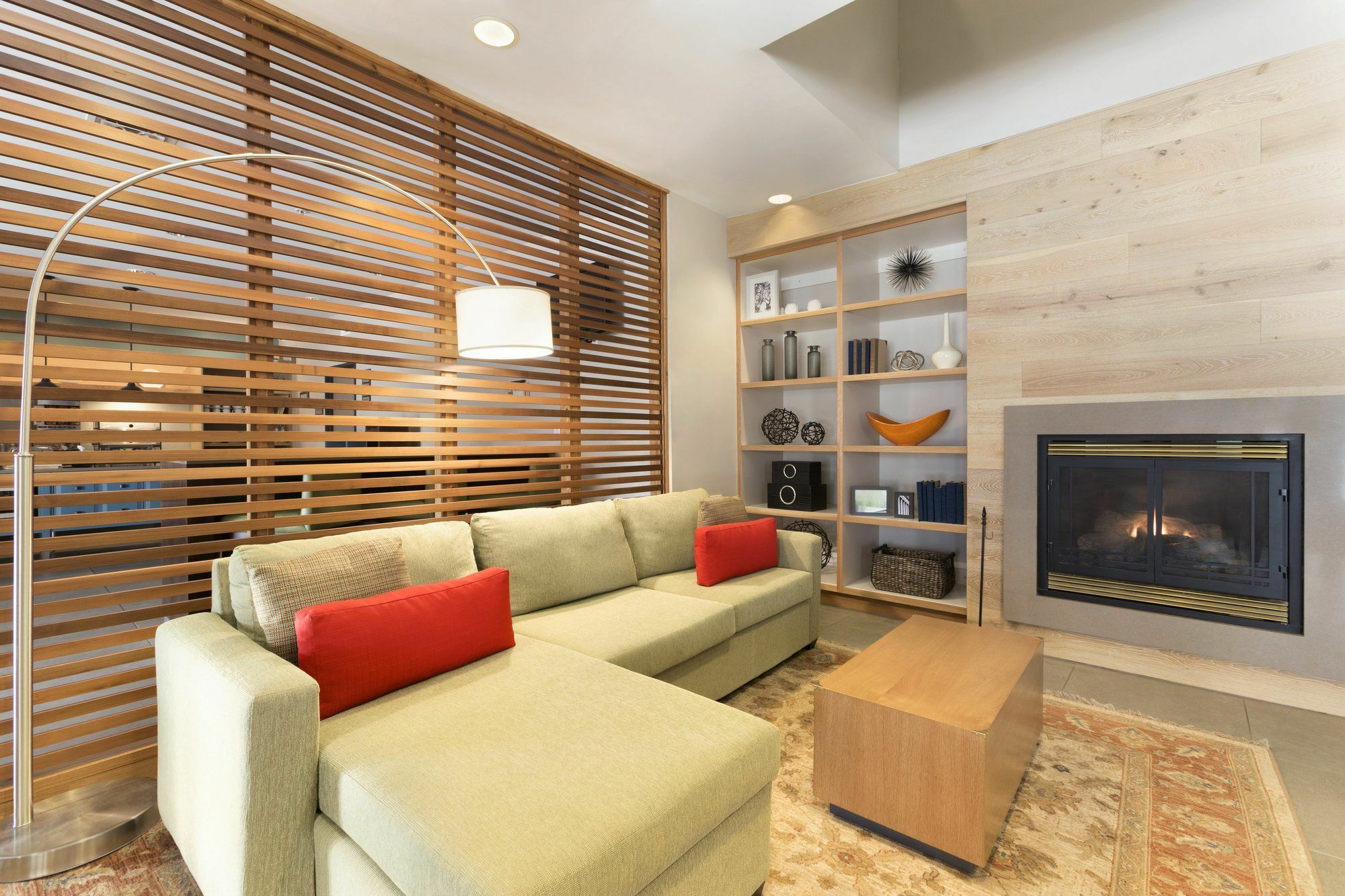 Holiday Inn Express & Suites Marquette By Ihg Екстер'єр фото